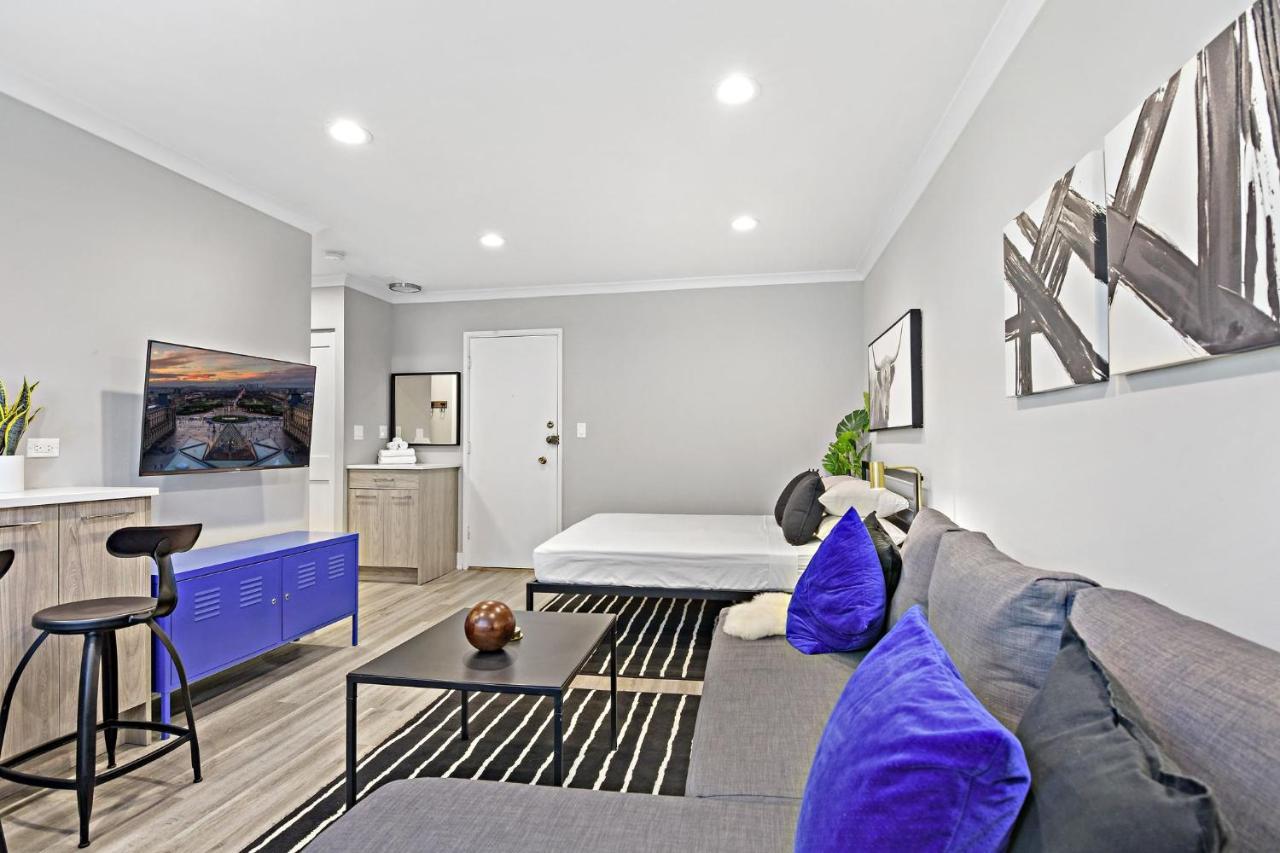 Sophisticated Studio Apartment With Modern Kitchen - Oakdale Od2 Rep Chicago Kültér fotó