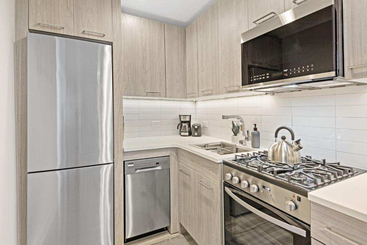 Sophisticated Studio Apartment With Modern Kitchen - Oakdale Od2 Rep Chicago Kültér fotó