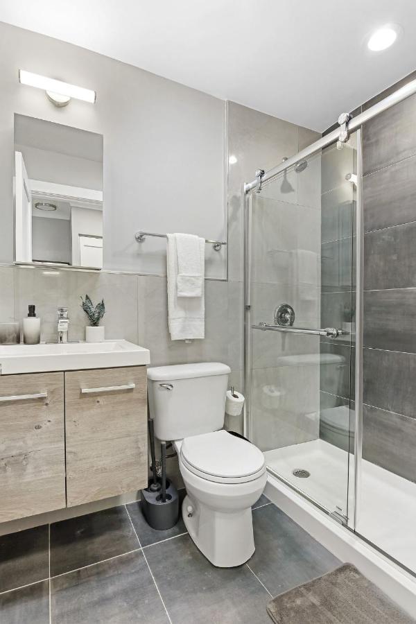 Sophisticated Studio Apartment With Modern Kitchen - Oakdale Od2 Rep Chicago Kültér fotó
